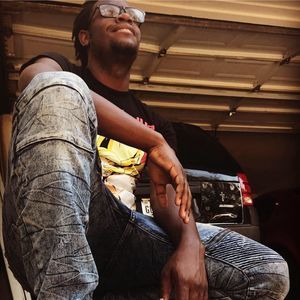 Meet your Posher, Dayvone